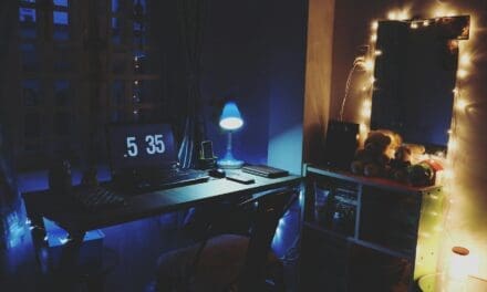 Workflow Trick: Dock PowerToys Command Palette for Spotlight-Like Search on Windows