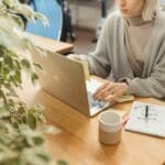 AI Short: Turn a Long Email into a Short Reply Draft and Key Points